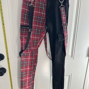 Hope Topic Red Plaid and Black Suspender Pants